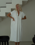 ONNI MIDI - WHITE Scalloped Ramie Dress