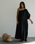 ODETTE - Black Linen Gown