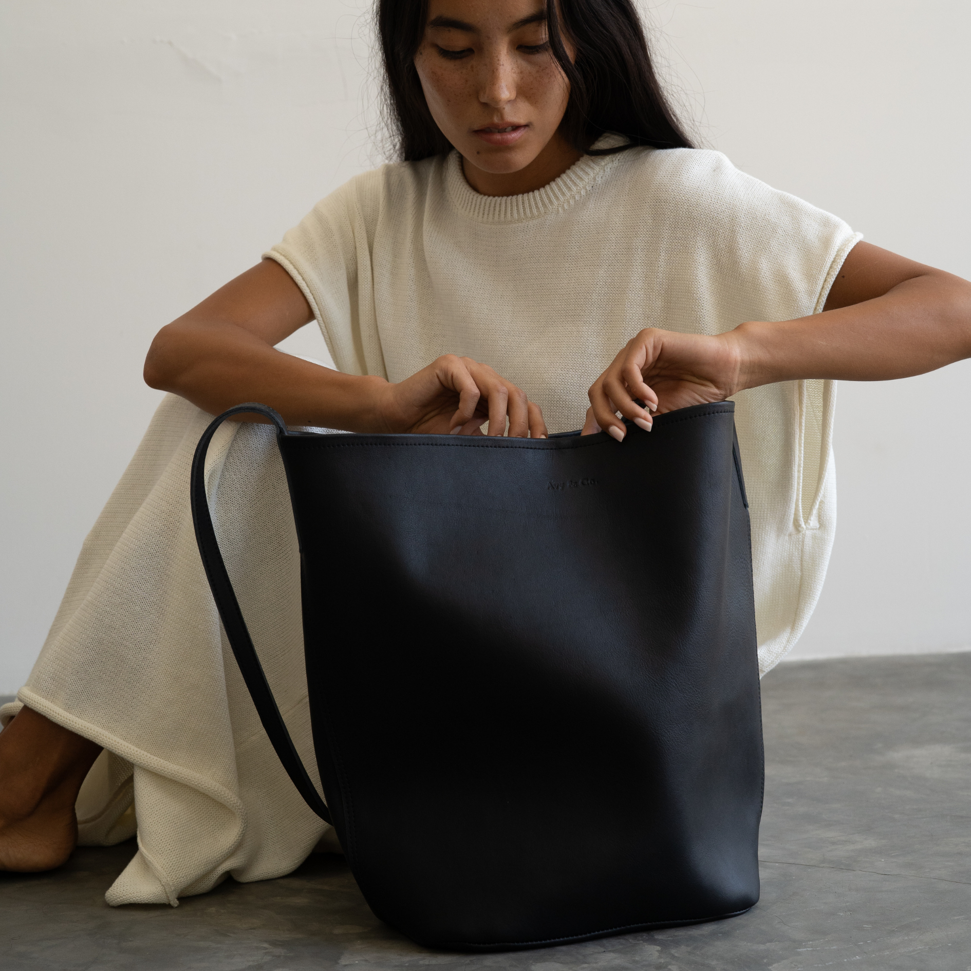 バッグ everyone BOKASHI tote bag BLACK Amazon.co.jp: everyone nylon logo tote bag black : ファッション