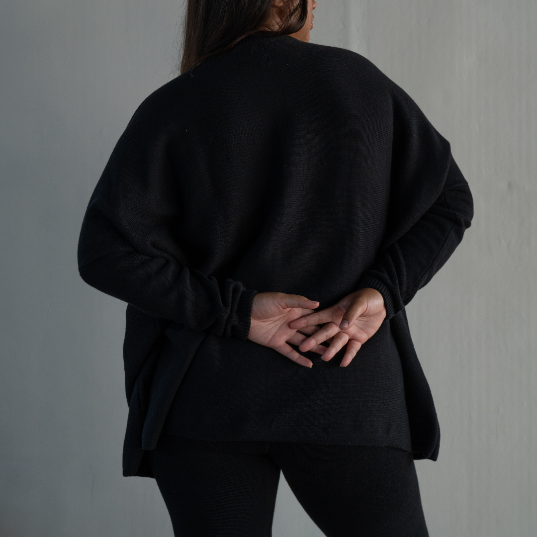 NIAMH - BLACK Oversized Knit Sweater