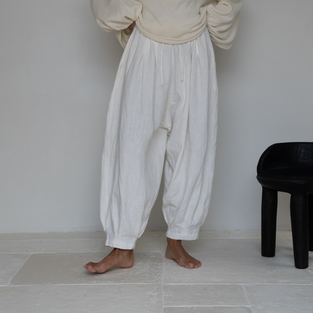 MARLO PLEAT - WHITE Ramie Pant