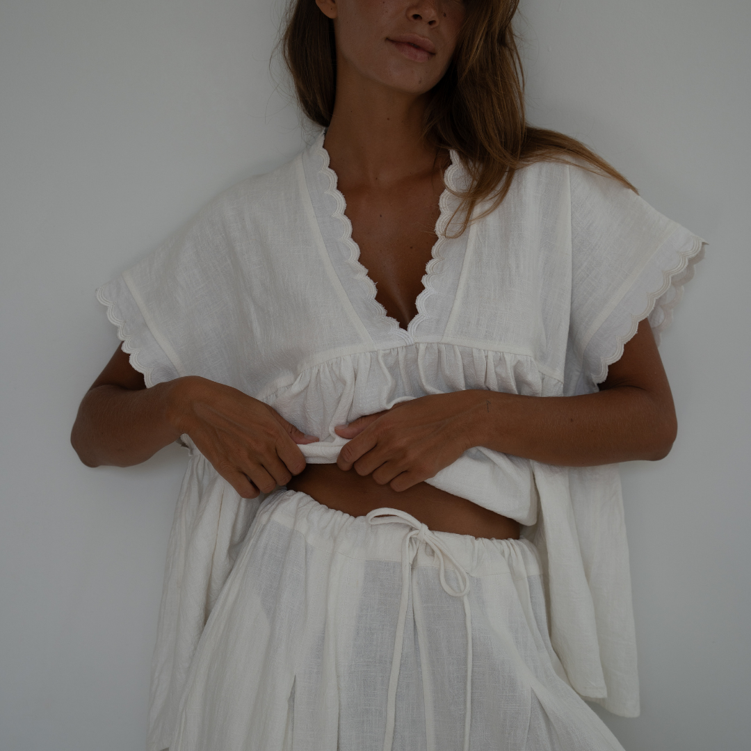 ONDINE - WHITE Scalloped Ramie Blouse