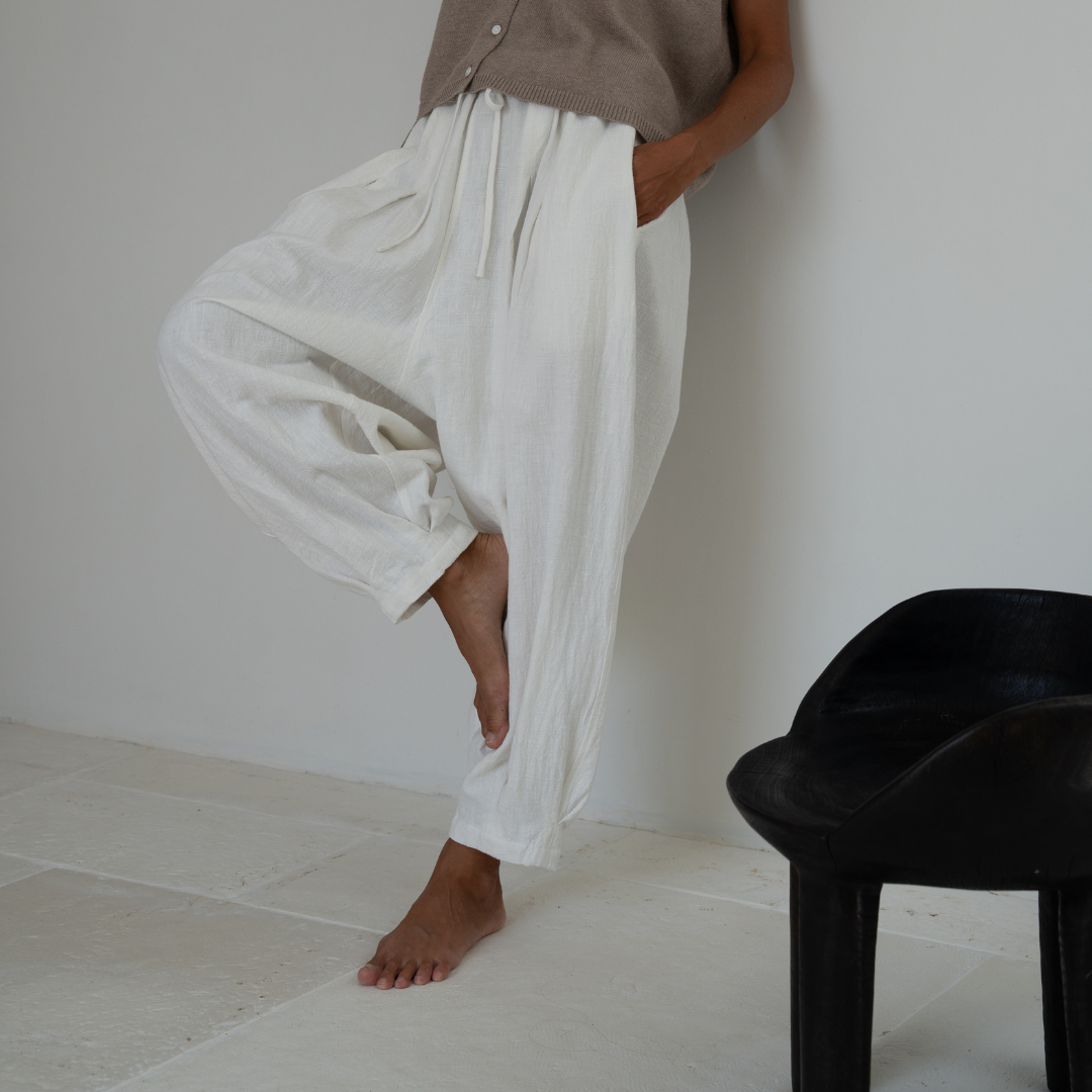 MARLO PLEAT - WHITE Ramie Pant