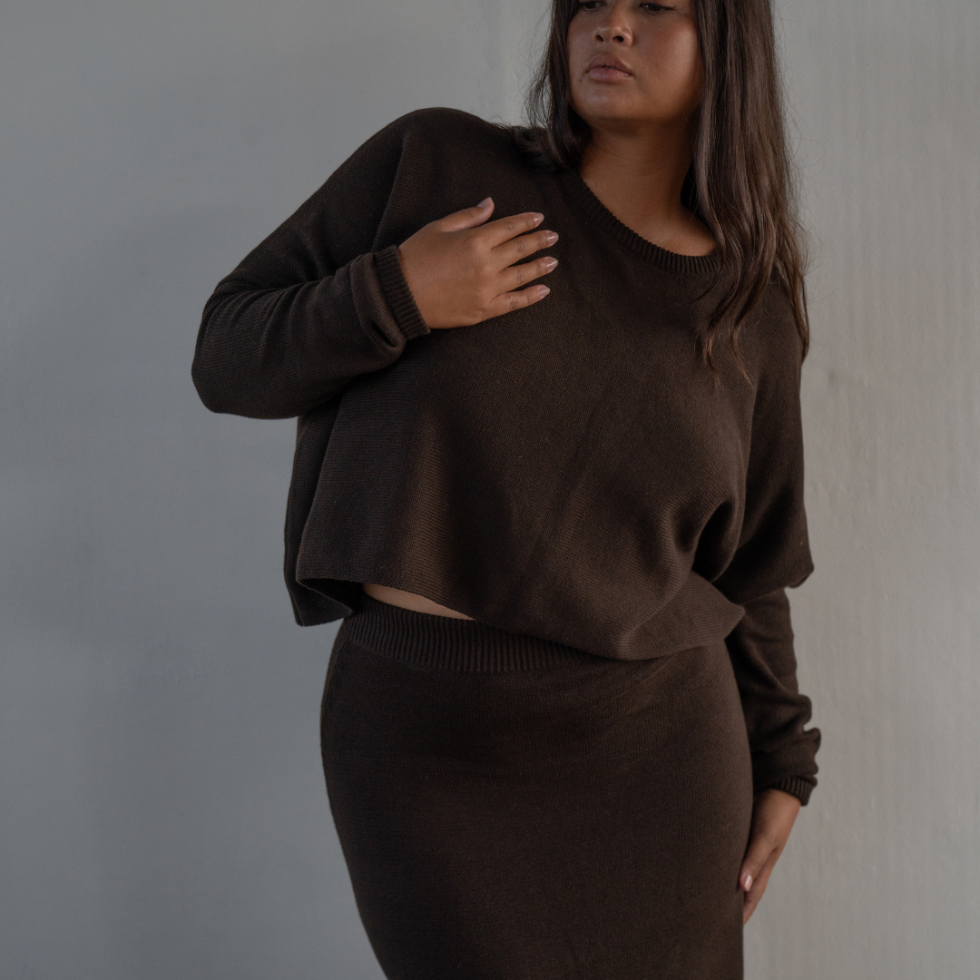 NIAS - CHOCOLATE Crop Sweater