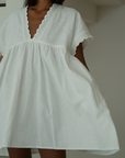 ONNI MINI - WHITE Scalloped Ramie Dress