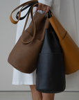 THE CYLINDER BAG - TAN