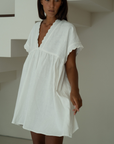 ONNI MINI - WHITE Scalloped Ramie Dress