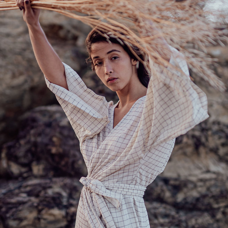 PETA - BLACK CHECK LONG Cape
