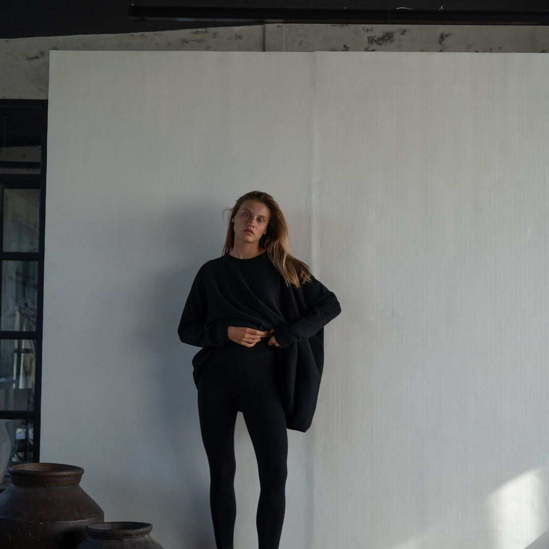 NIAMH - BLACK Oversized Knit Sweater