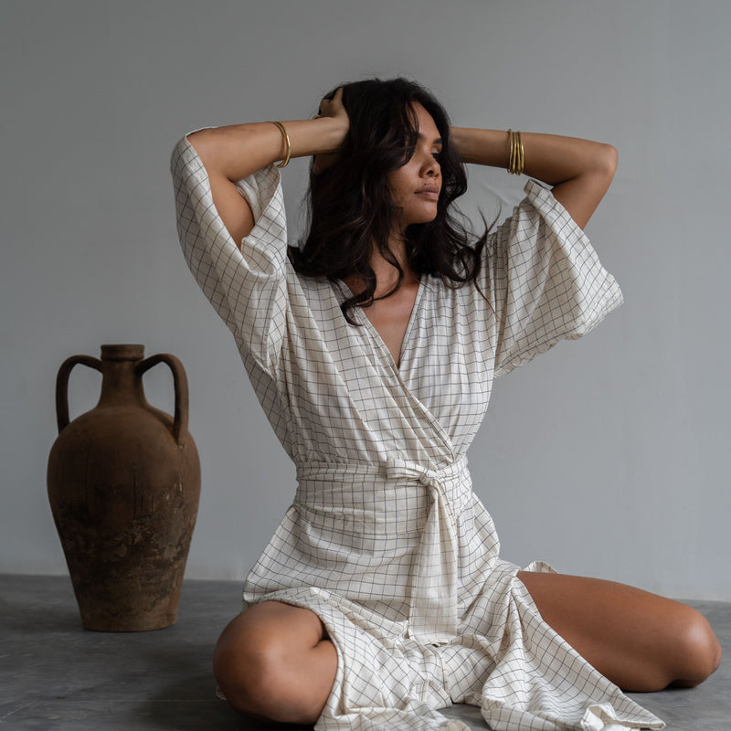 PETA - BLACK CHECK LONG Cape