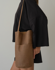 THE CYLINDER BAG - TAN