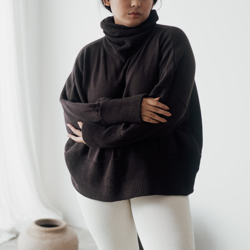 MABLE - CHOCOLATE Knit Turtle Neck Pullover