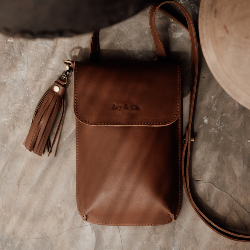 AGNES- TAN Leather Pouch