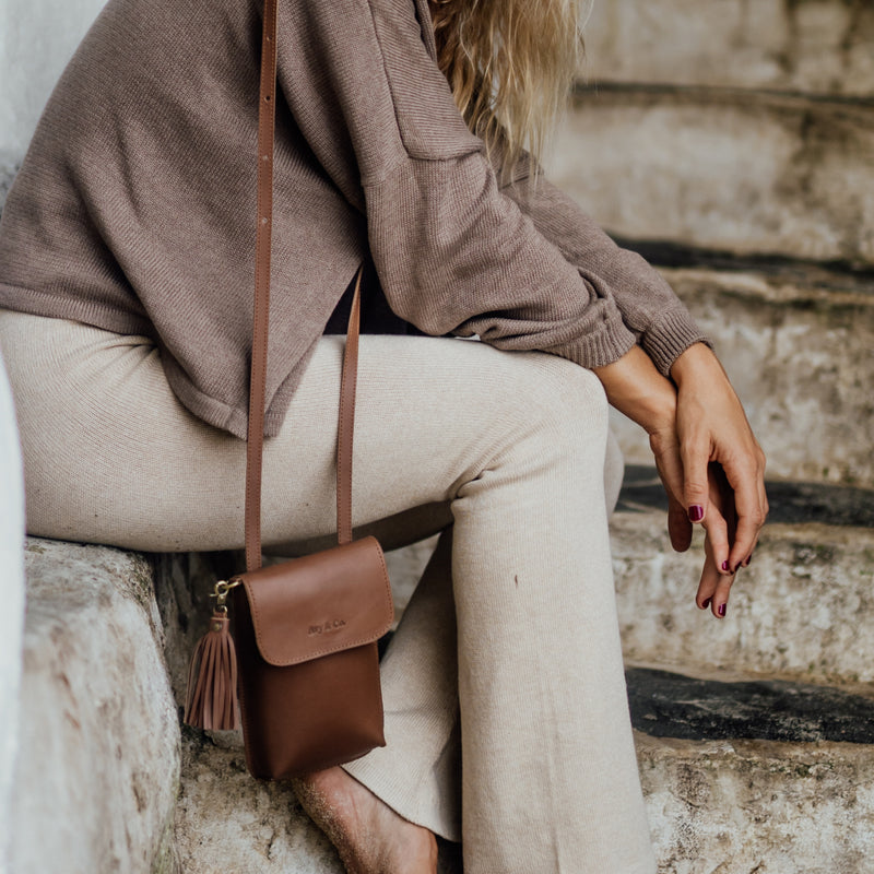 AGNES- TAN Leather Pouch